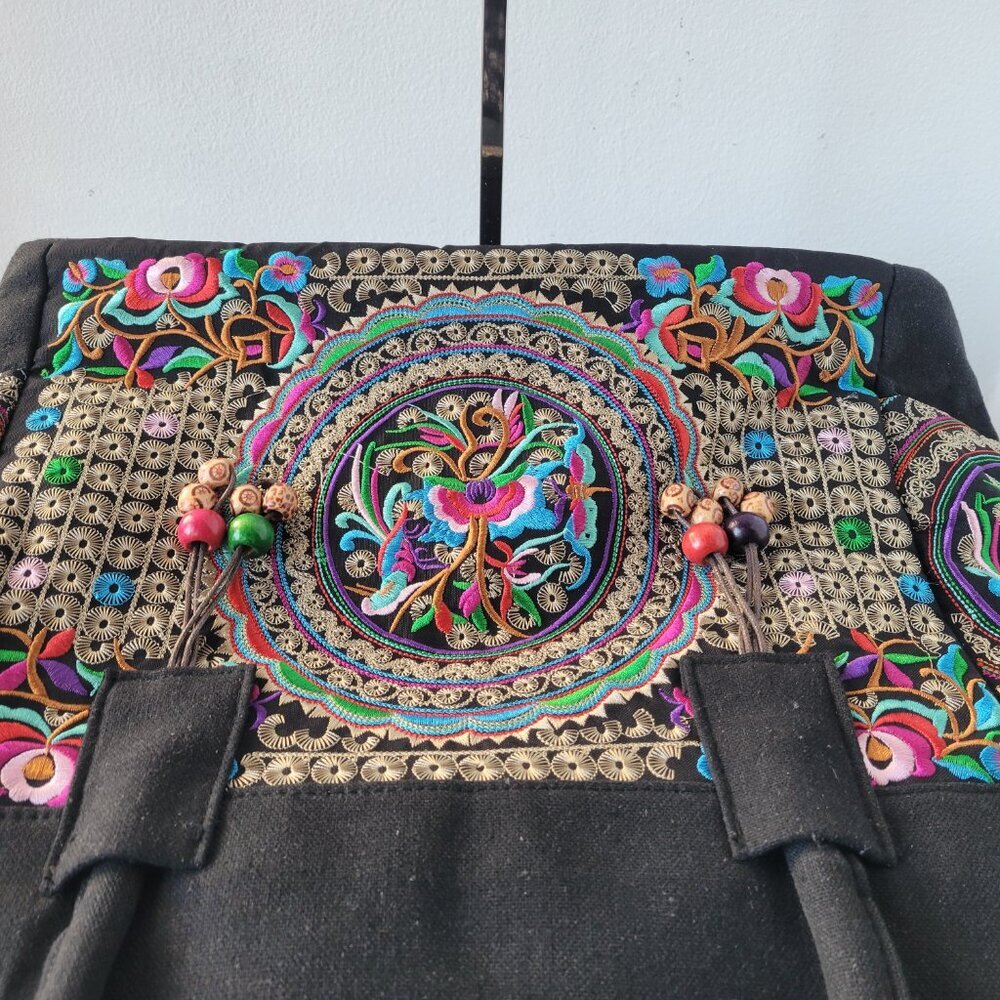 Floral Embroider Ethnic Ladies Large Tote/Shoulder Bag with Wooden Beading - Picture 8 of 12